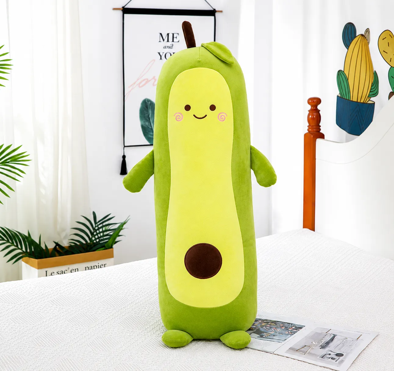 Peluche de Aguacate Largo 1 Peluche de Aguacate Largo